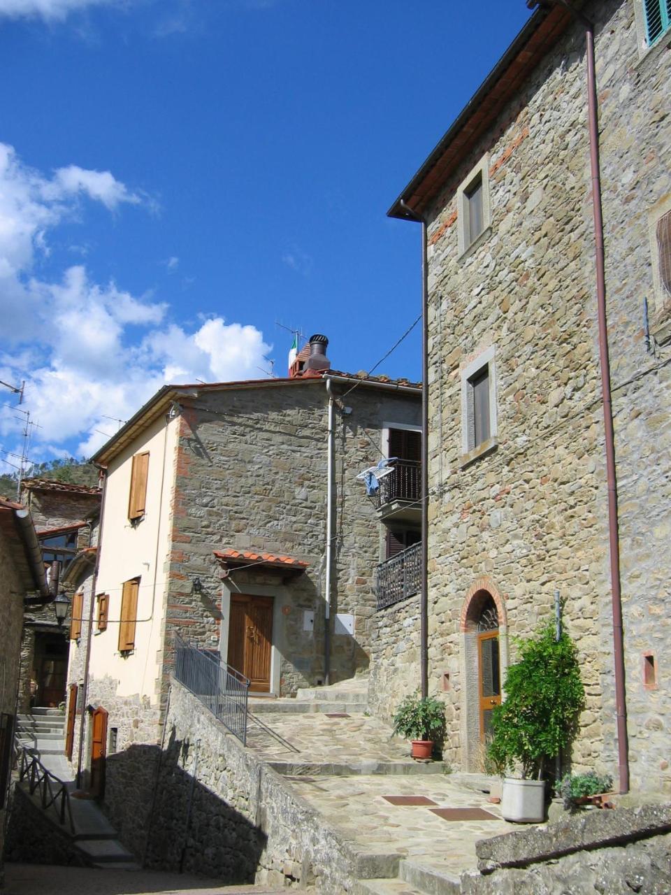 La Luna Nel Pozzo Castiglion Fibocchi Exterior photo